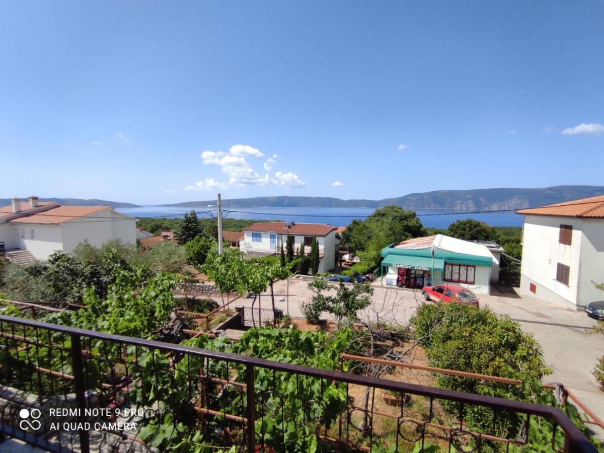 Apartments Marica Krk Town Exterior foto